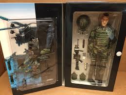DRAGON 1:6 SCALE 12" FIGURE DOLL RANGERS US ARMY 75TH REGIMENT LARRY MINT N  BOX