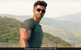 Team war celebrates the success | hrithik roshan, tiger shroff, vaani kapoor, siddharth anand. Hrithik Roshan Is Getting Nice Kick From Success Of Super 30 And War Teaser