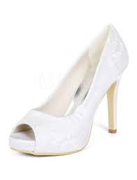 Scarpe donna sposa bianco perla tacco spillo decolletè matrimonio toocool jc3042. Scarpe Da Sposa Avorio In Pizzo Con Tacco Alto E Tacco Alto Scarpe Da Sposa Milanoo Com