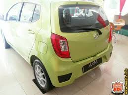 Untuk makluman, harga di bawah adalah harga untuk pinjaman penuh (full loan) selama 9 dan 7 tahun. Perodua Axia 1 0 Standard E And G Manual Auto Exterior Interior Images With Price List