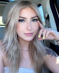 Krystal Hubbard's Instagram, Twitter & Facebook