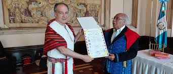 Daniel Mato, Doctor Honoris Causa por el Concejo de Universidades Mayas de  Guatemala