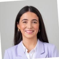 Molly Tuite's Instagram, Twitter & Facebook