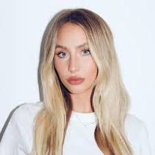 Stan Forbes's Instagram, Twitter & Facebook