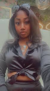 Rejinee (@naughtybynaee_) • Instagram photos and videos