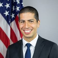 Joe 'iDea Guy' Frost (@omahajoe)