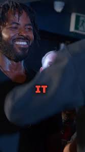 Never thought I'd fall in love with battle rap but I did. Shout out  @iglooceo @prgrshn @kojeyradical serious judging panel! N big up @margsmt  everytime n everyone in the pen game family.