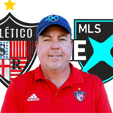 Andrew Rowley's Instagram, Twitter & Facebook