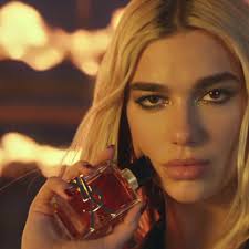 Libera tu fuego interior, no tengas miedo a la libertad. Descubre LIBRE EAU  DE PARFUM INTENSE, la fragancia de Yves Saint Laurent en su versión más  intensa y salvaje. , #LIBRE #yslbeauty #iamlibre ...