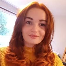 Hollie Buchanan's Instagram, Twitter & Facebook