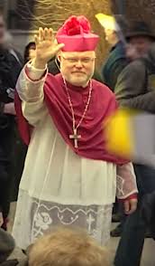 Der frühere vorsitzende der deutschen bischofskonferenz, kardinal reinhard marx, hat papst franziskus gebeten, ihn aus dem bischofsamt. Kardinal Marx Verzichtet Auf Bundesverdienstkreuz Extremnews Die Etwas Anderen Nachrichten