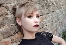 2020's hair cutting models, the most trendy models, the most as a rule, when creating a female mohawk, one of two options is selected 8 Peerless Mohawk Hairstyles For Blonde Women