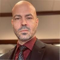 Beth Uselton's Instagram, Twitter & Facebook