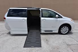 Otherwise it's a leader in power find out why the 2014 toyota sienna is rated 8.0 by the car connection experts. 2014 Toyota Sienna Limited Wheelchair Van