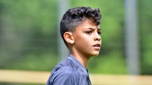 Anzeige 24 anzeige 40 anzeige 60 anzeige 80 anzeige 100. Darum Spielte Cristiano Ronaldos Sohn In Deutschland Welt