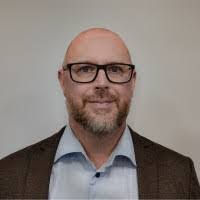 Bradley Molnar's Instagram, Twitter & Facebook