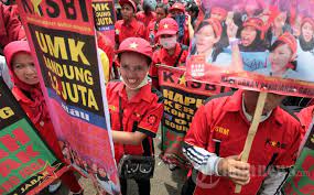 Check spelling or type a new query. Buruh Pabrik Emas Dipecat Ratusan Karyawan Demo Tribunnews Com Mobile