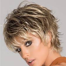 Light strawberry blonde is a color that works well with brown roots. Buy Beisd Short Blonde Hair Wig With Dark Roots Natural Synthetic Wigs For Black White Women Female Short Hairstyles Online In Ghana B07r5wrn77