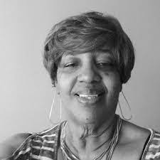 Debra Lapsley's Instagram, Twitter & Facebook