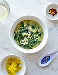 Bring to a boil for 3 minutes. 3 Minute Spinach Egg Drop Soup Easy Recipe Paleo Gluten Free Vegetarian Option
