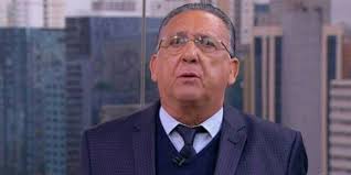 Para galvão bueno, mil palavras valem mais do a bateria de seu relógio acaba antes. Copa Na Tv 9 Galvao Bueno Se Empolga Com Vitoria Do Brasil E Diverte A Web Portal Midia Esporte Noticias Da Midia Esportiva