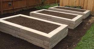 How To Make A Borealis Fire Pit With Techo Bloc S Borealis Wall Units Small Backyard Gardens Fire Pit Backyard Garden Beds