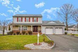 Full demographic report of south plainfield, nj 07080 population including education levels, household income, job market, ethnic makeup, and languages. 617 Arlington Ave South Plainfield Nj 07080 37 Photos Mls 2111093 Movoto