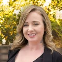 200+ "Laura Strøm" profiles