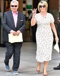 It's estimated that eamonn has a net worth of £4.1million, according to celebrity net worth. Eamonn Holmes V Ruth Langsford Net Worth Richest Presenter Revealed Express Co Uk