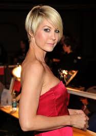 This adorable short layered bob hairstyle features very long layers and long side swept bangs. Pin On Love This Cut