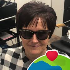 What are some recommendations for a nice quality folding cane?