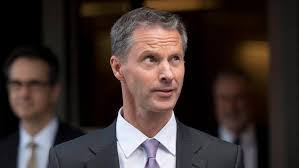 Angela Munroe's Instagram, Twitter & Facebook