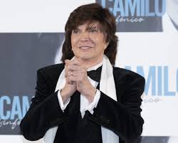 Página oficial de camilo sesto. Camilo Sesto Legendary Spanish Singer Songwriter Dead At 72 Perez Hilton