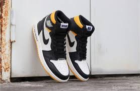 Air Jordan 1 No Ls Not For Resale Varsity Maize 861428 107 In 2020 Air Jordans Jordans Nike Air Jordan Shoes