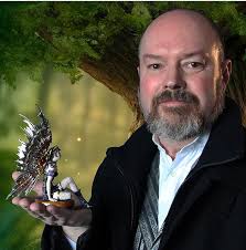 Imaginarium 2012: The Best Canadian Speculative Writing (The Imaginarium  Series): Armstrong, Kelley, Doctorow, Cory, Erikson, Steven, Files, Gemma,  Moreno-Garcia, Silvia, Nickle, David, Ryman, Geoff, Watts, Peter, Youers,  Rio, Kasturi, Sandra, Villegas ...