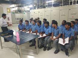 Training Conducted On Dg At Tcfm Embassy Tech Village Https Mentricgroup Com Corporatetraining Corporate Training Train Job
