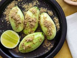 Mango Verde Con Alguashte (Salvadoran Green Mango With Pepita Seasoning)
