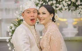 Kbergetar gempak episode terbaru filem. Papa Ricky Kepala Bergetar