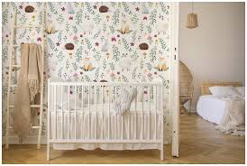 Si les accessoires ne sont pas votre truc, pensez à incorporer du papier peint à motifs. Papier Peint Romantique Pour Chambre Papier Peint Collection