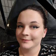 Seeking community support for struggling pig owner