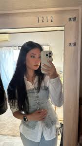 Ficou parecendo uma vilã de novela! 😁😄 Brincadeira, não ficou parecendo  uma gestante não, pode usar o look sem medo. Ficou linda!