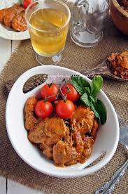 Menu sahur ini sangat praktis dan dijamin bikin kenyang dan puas karena gurih enaknya. Udang Masak Briyani Qasey Honey