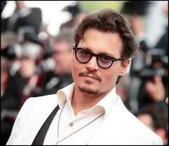 Avem 7 stiri despre piratii din caraibe. Cat CaÈtigÄ Johnny Depp Pentru Noul Film Piratii Din Caraibe 5 StrÄine Vedete Unica Ro
