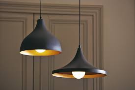 suspension luminaire golden 70 alinea luminaire decoration escalier decoration classique