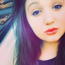 Mia Harman's Instagram, Twitter & Facebook