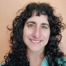 Karen Batt's Instagram, Twitter & Facebook