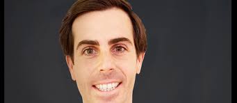 Bruno Ruiz de Velasco se une al equipo de Iberia de T. Rowe Price