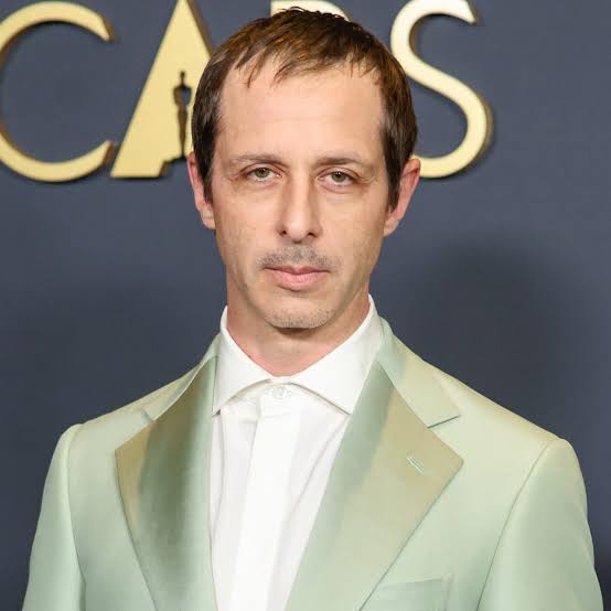 Jeremy Strong