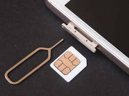Mobile phones with multiple sim cards are quite common in india. T6xix3azzyrd3m
