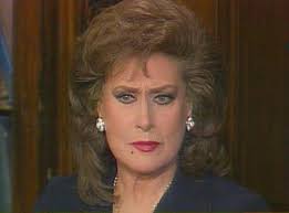 يذكر أن النجمة صفية العمرى والنجم محمود قابيل جمعهما من قبل مسلسل هوانم جاردن سيتى تاليف الكاتبة منى نور الدين وأخرجه أحمد صقر وشارك فى بطولته كوكبة من النجوم والنجمات منهم حسين فهمى وعبلة كامل وهشام سليم وصابرين. Ø§Ù„Ø­Ù„Ù‚Ø© Ø§Ù„Ø§Ø®ÙŠØ±Ø© Ù…Ù† Ù…Ø³Ù„Ø³Ù„ Ù‡ÙˆØ§Ù†Ù… Ø¬Ø§Ø±Ø¯Ù† Ø³ÙŠØªÙ‰ Ø§Ù„Ø¬Ø²Ø¡ Ø§Ù„Ø§ÙˆÙ„